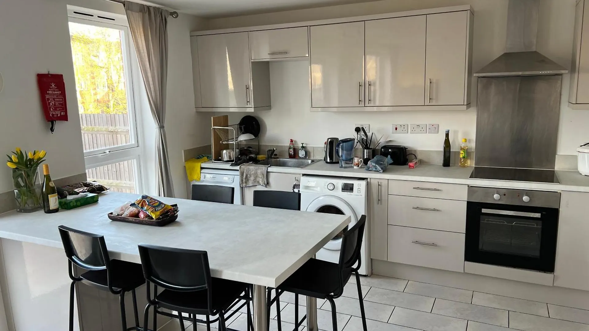 Cosy Double Room In Canada Water London Homestay
