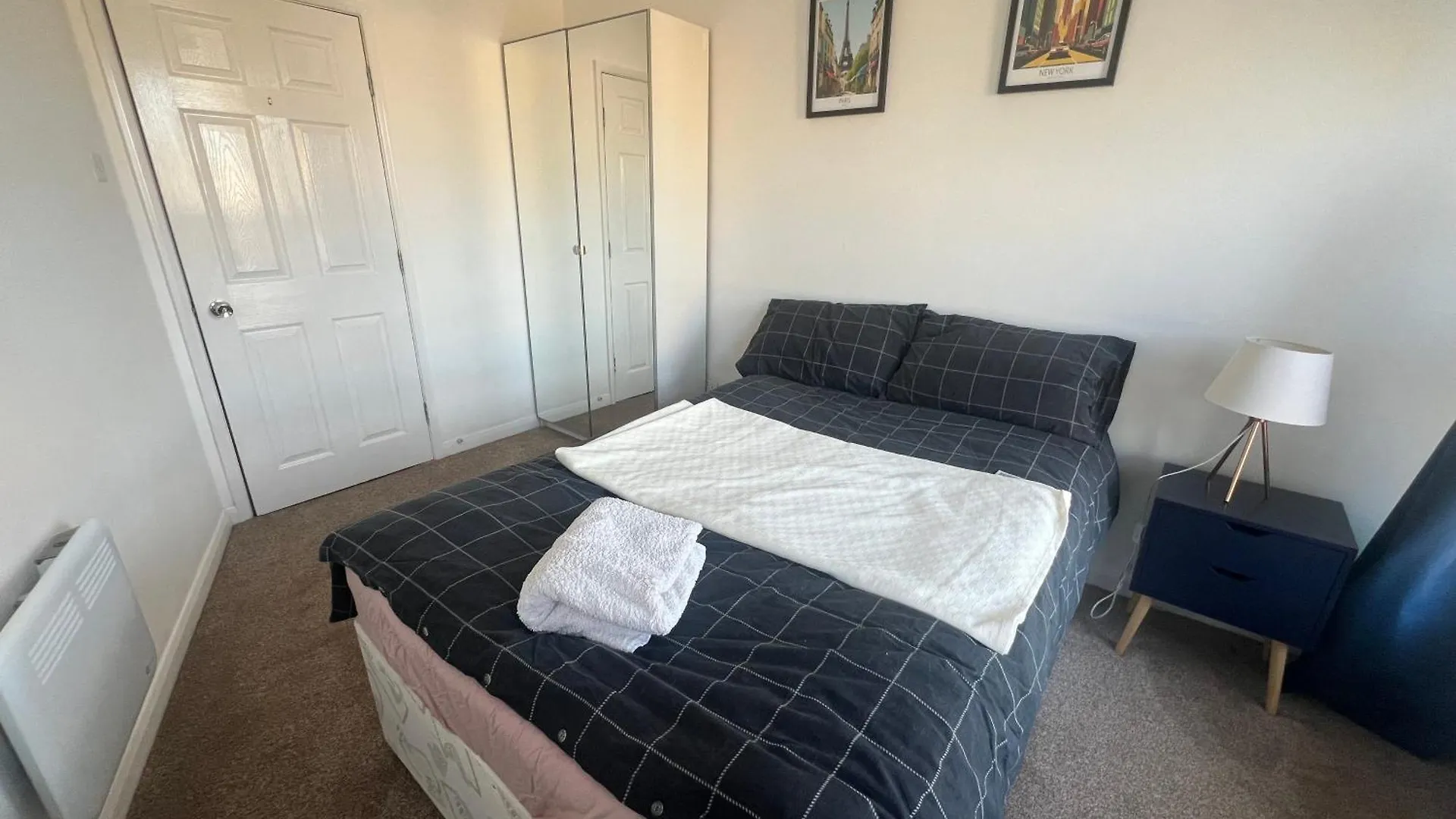 Homestay Cosy Double Room In Canada Water London United Kingdom