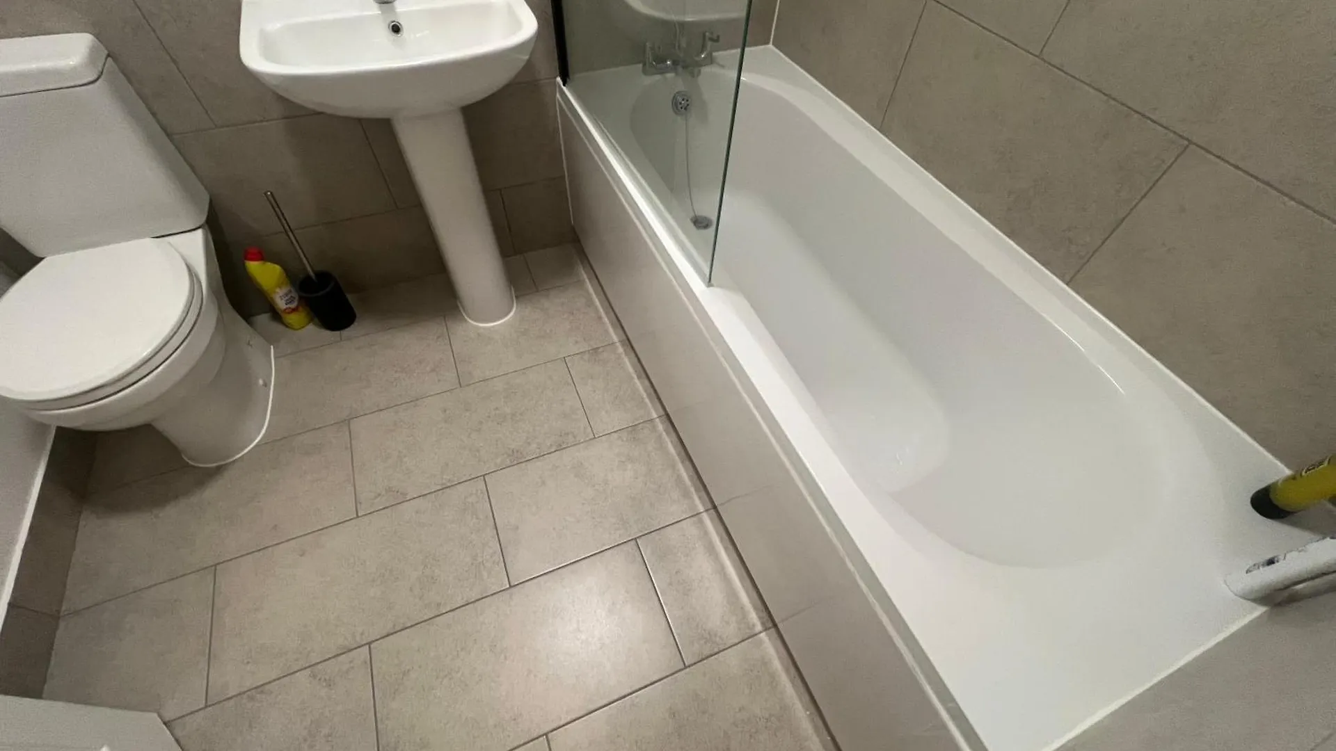 Homestay Cosy Double Room In Canada Water London United Kingdom